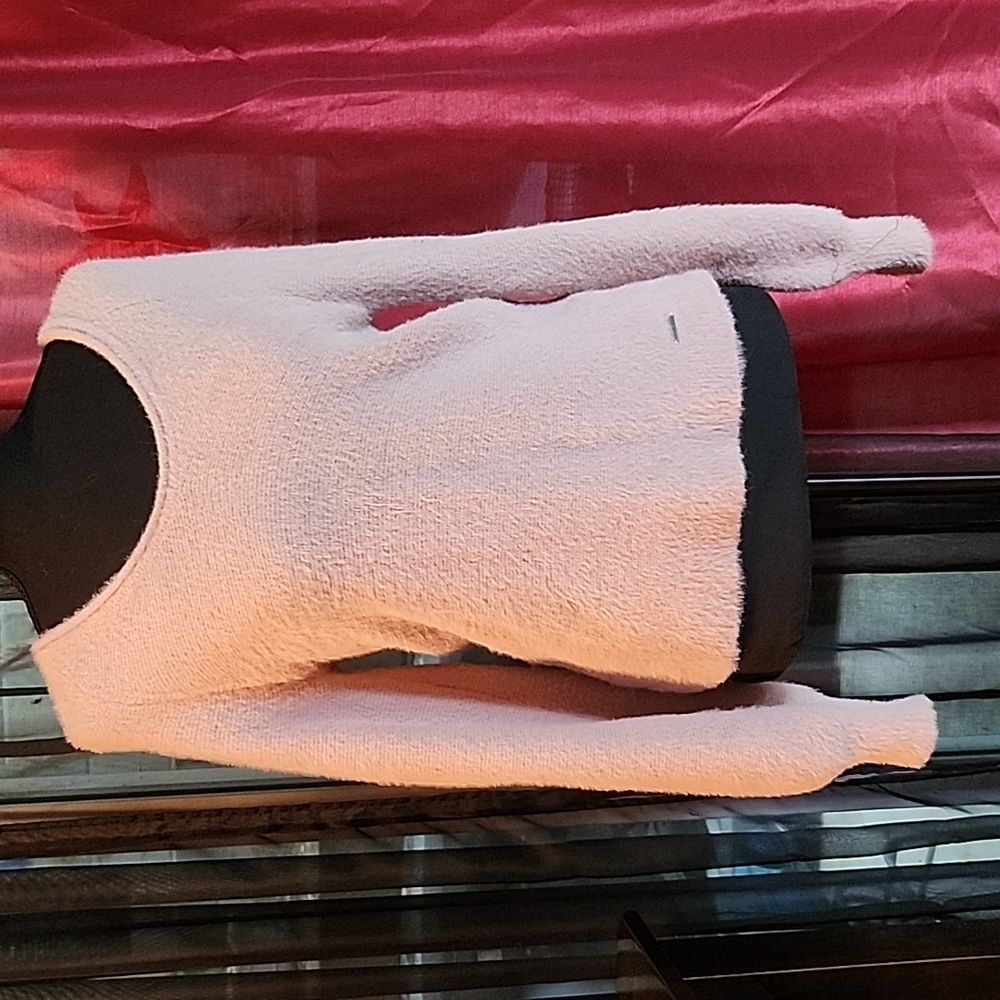 Super soft pink A&F sweater